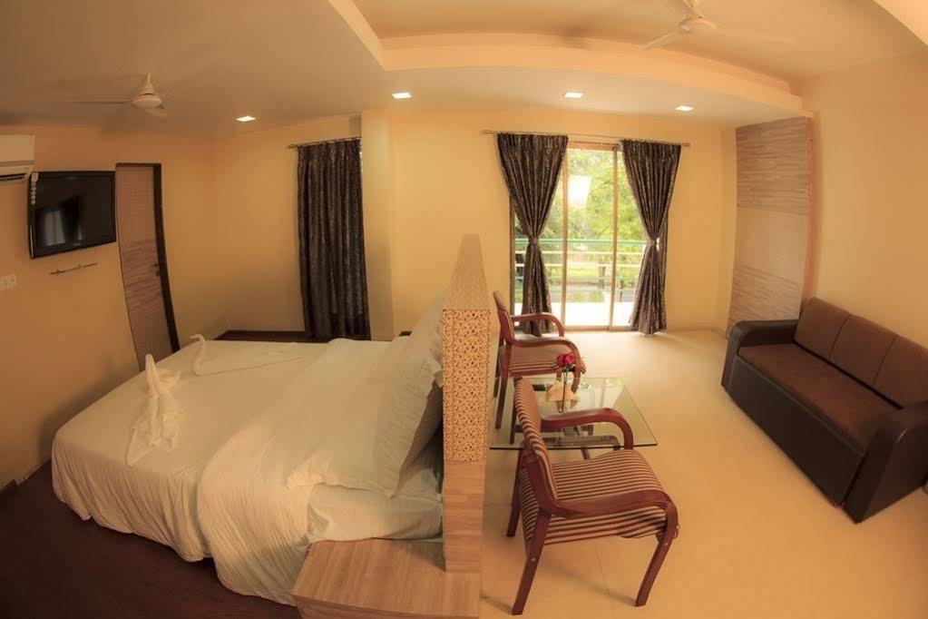 Green Valley Resort Khadoli Extérieur photo