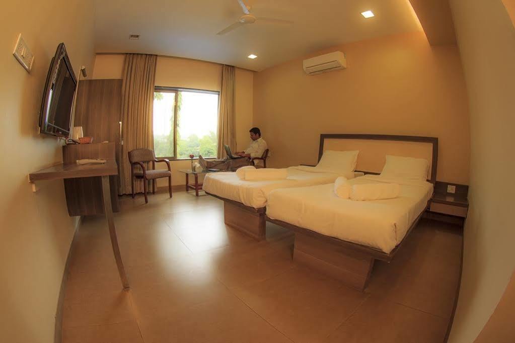 Green Valley Resort Khadoli Extérieur photo